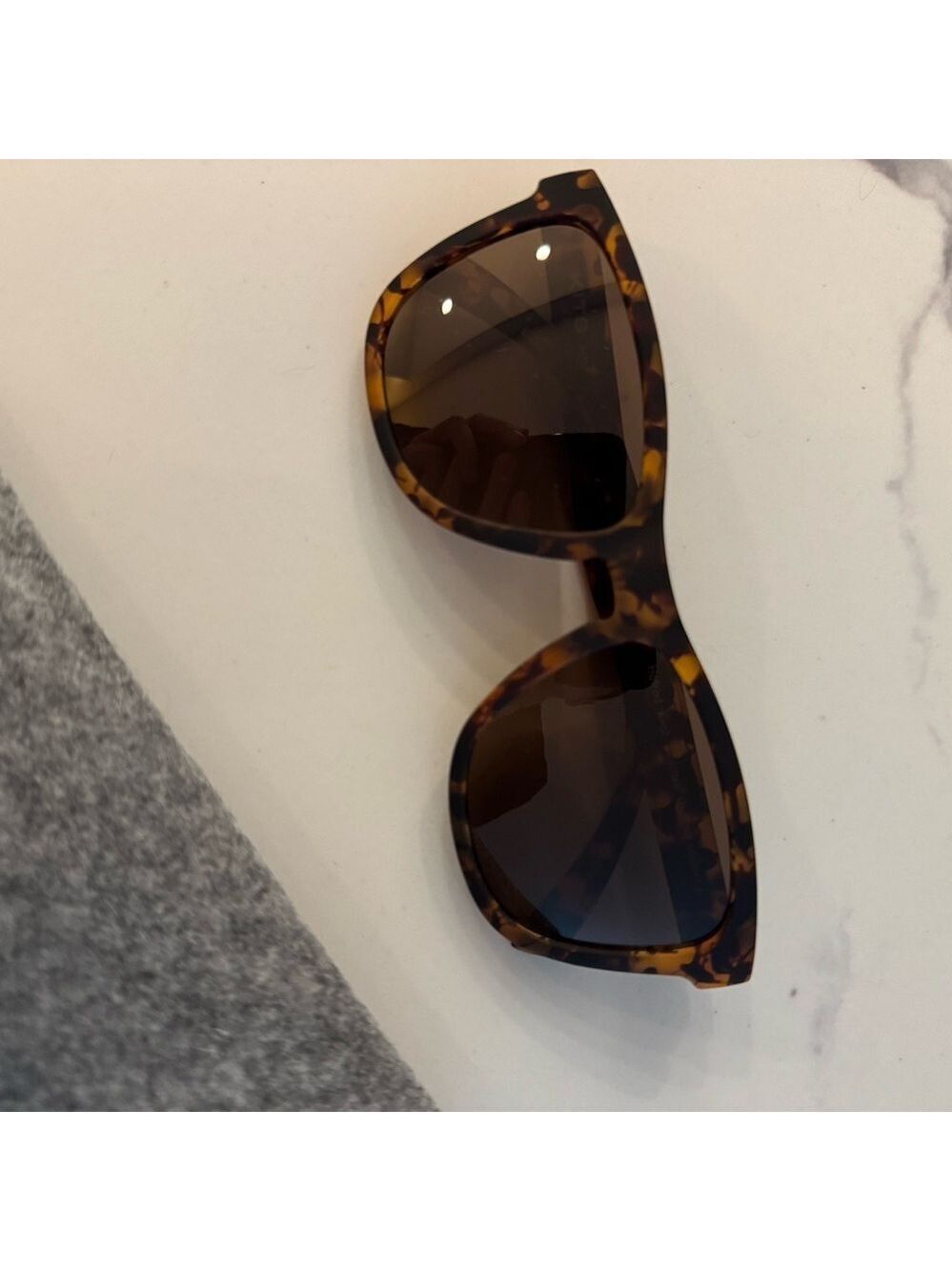 Tortoise Shell Sunglasses with Gray Case - Picture 2 of 5